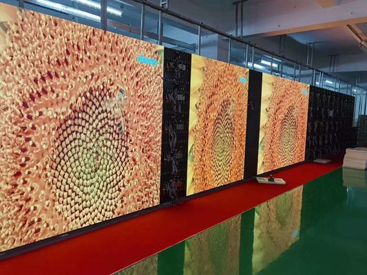 سهولة الصيانة شاشة LED ذات الوتيرة الدقيقة 100000 عمر -40 °C ~ 60 °C درجة حرارة التشغيل