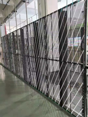 شاشة LED زجاجية شفافة وخفيفة الوزن عالية الدقة بزاوية عرض واسعة
