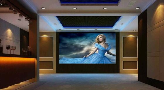 140 درجة زاوية عرض عريضة 800cd / شاشة LED ذات درجة دقيقة لجهد الإدخال AC220V