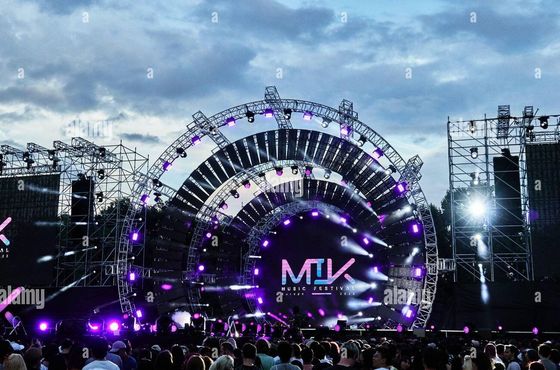 SMD2525 في الهواء الطلق تأجير شاشة LED 104x104 FCC مقاوم للماء IP65