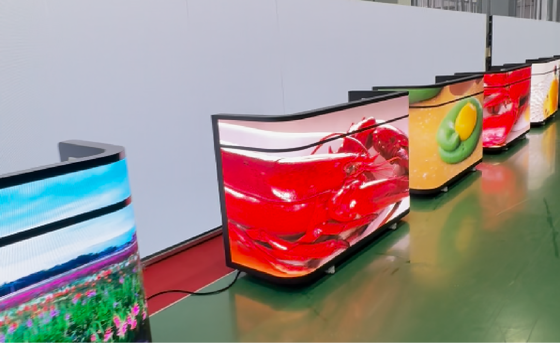 شاشة رقمية جدارية 3840 هرتز P4 شاشة فيديو LED للإعلانات 320 * 160 مم