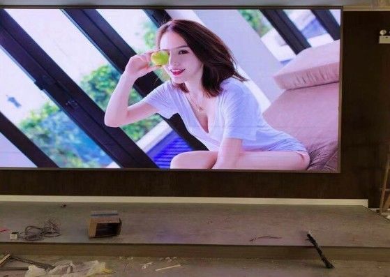 7680 هرتز HD LED Screen Module تصميم شاشة فيديو على الجدار FCC مسافة عرض 20m