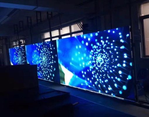 7680 هرتز HD LED Screen Module تصميم شاشة فيديو على الجدار FCC مسافة عرض 20m
