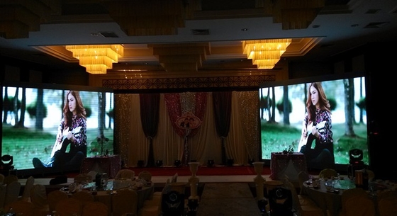 512 * 512 مم 1100cd خزائن عرض ليد P4mm إطار حائط رقمي كبير
