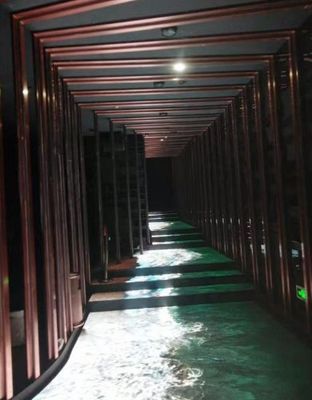 أرضية رقص LED متعددة الألوان عالية الدقة 3840 هرتز 196 فولت للحفلات الموسيقية