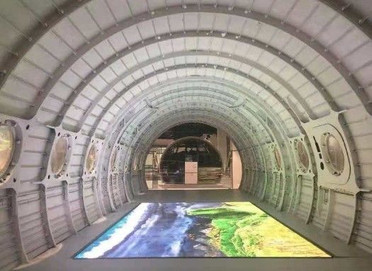 شاشة LED لأرضية الرقص بمسح ضوئي 1/10 بالألوان الكاملة W40 * H40dots 25600 نقطة / م 2