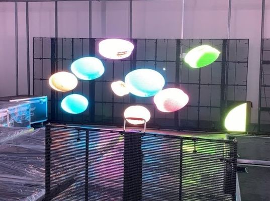 1000 × 500 مم الزجاج الشفاف شاشة LED الإعلان 32873 بكسل ODM FCC