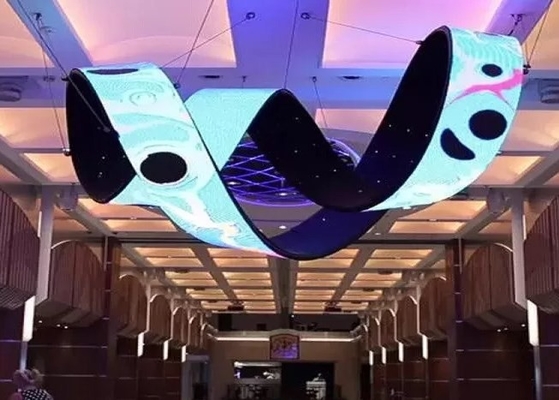 P4 RGB IP43 وحدة LED مرنة بالألوان الكاملة 700cd / M2 ضد التشويه