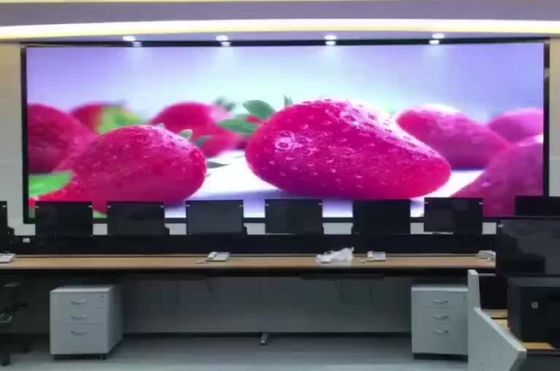 بيكسل صغير بدقة عالية P1.25 P1.56 رقيق للغاية مع ضمان 3 سنوات