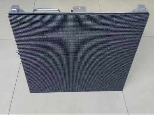 خفة عالية 1R1G1B في الهواء الطلق أدى الفيديو الجدران لوحة الإعلانات P4mm 14bit